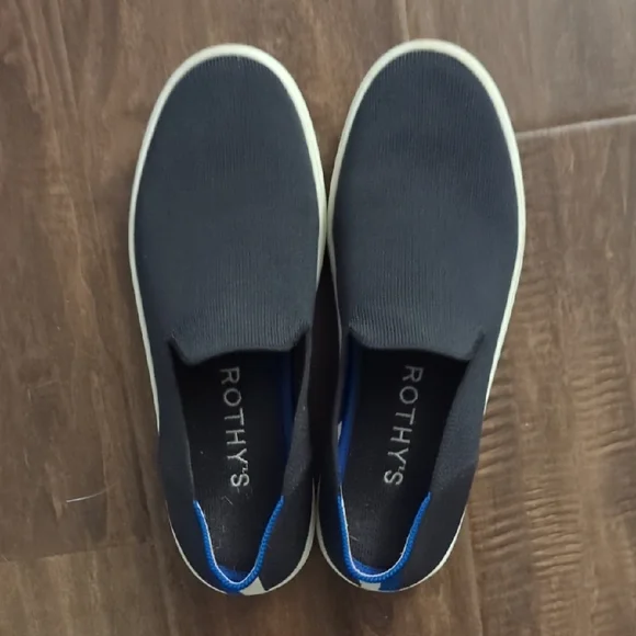 Rothy's Women's Dark Blue Slip-On Shoes Size 7.5 - Picture 2 of 7